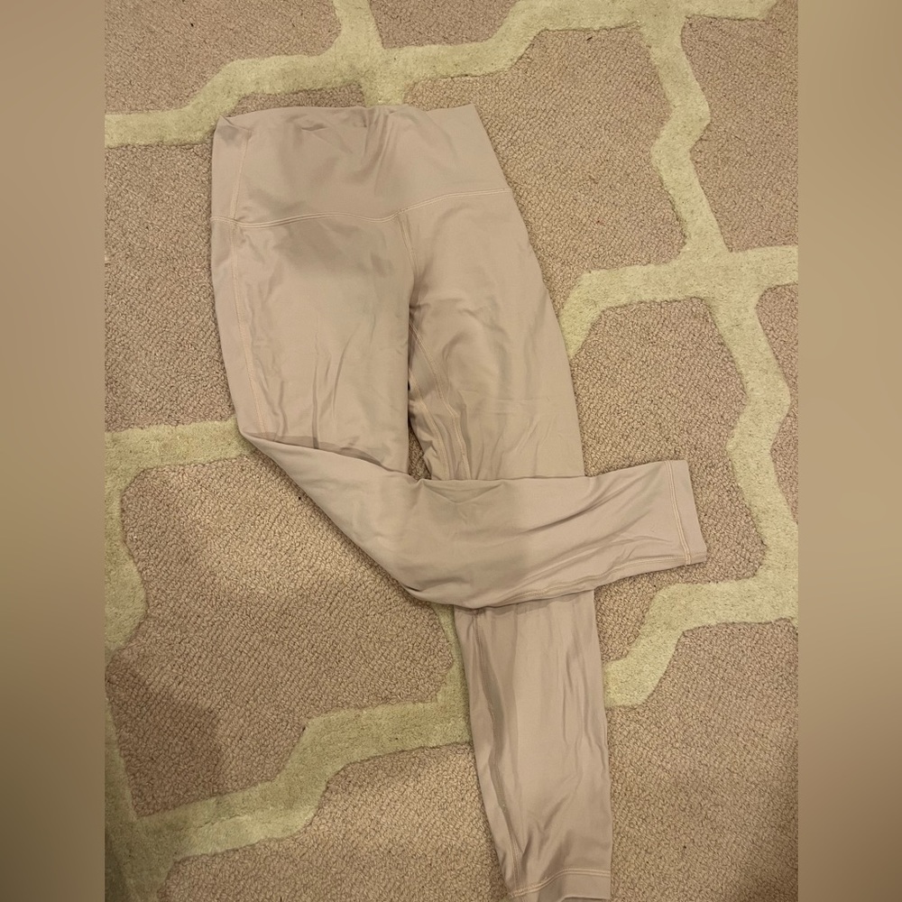 Lululemon size 8